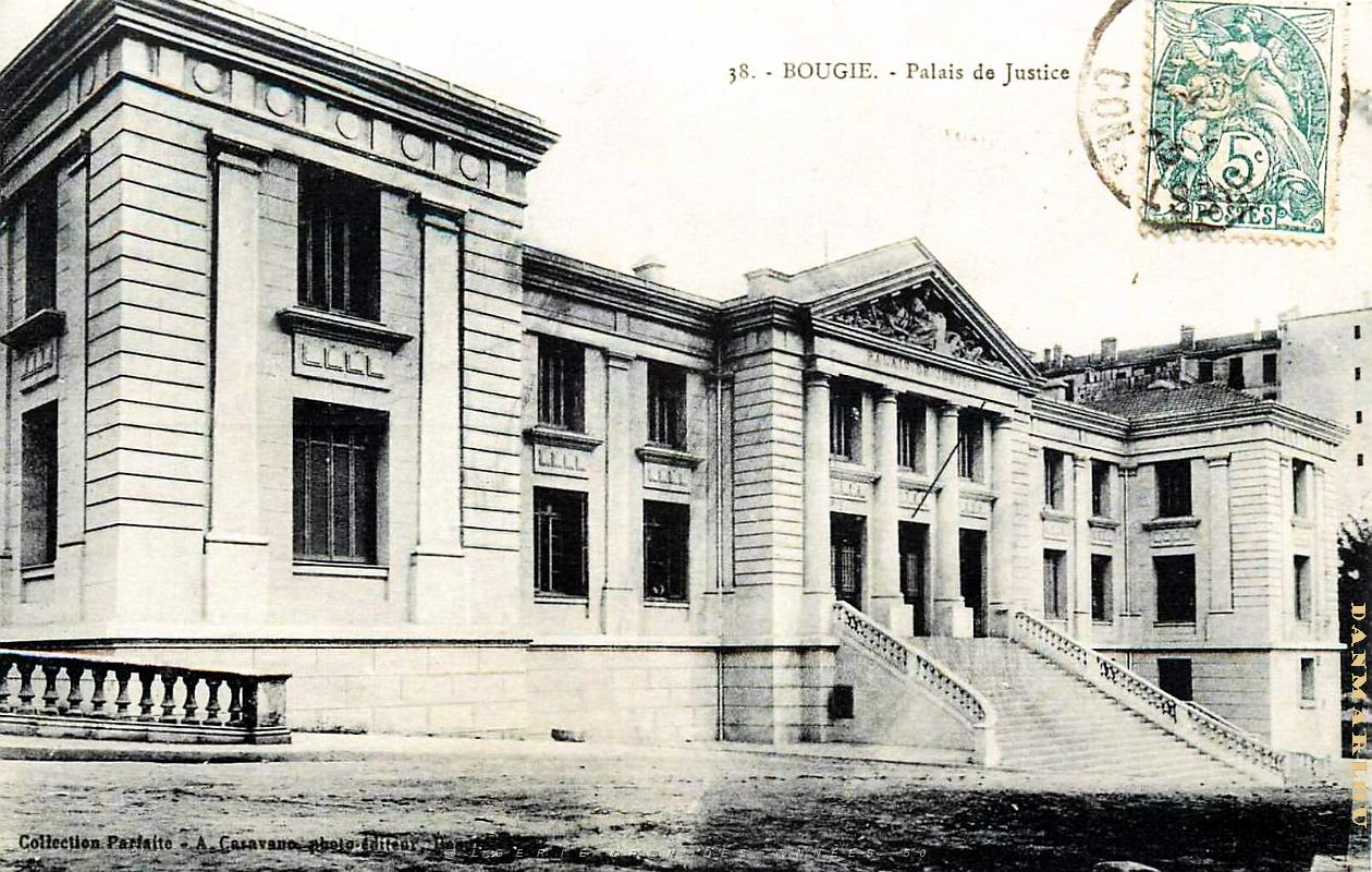 Bougie - Palais de Justice du cote gauche.jpg